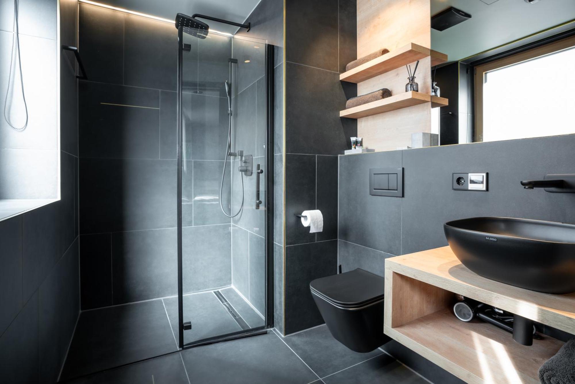 Hotel Nice Laupheim Bagian luar foto